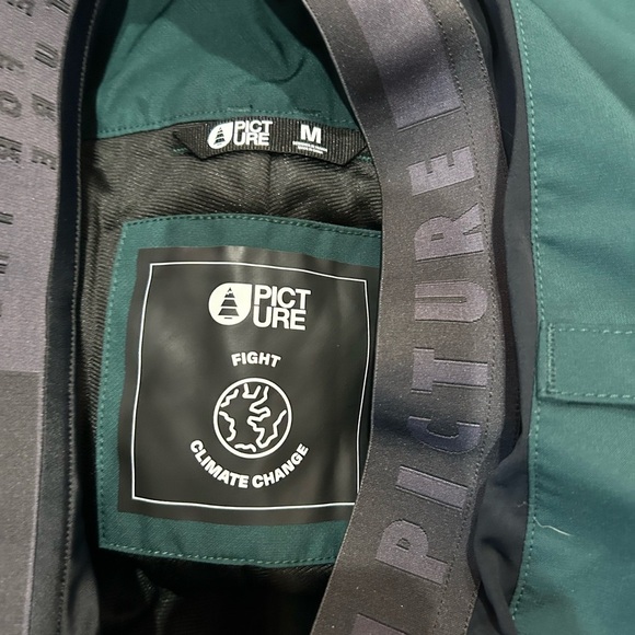 NWT life time warranty. Men's Teal Cargo Pants - Picture 4 of 9